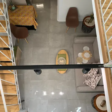 Feelhome Loft דירה
